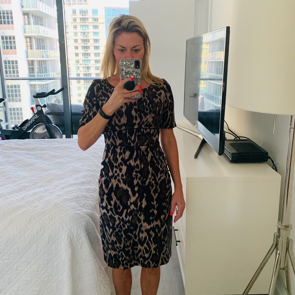 Elie Tahari silk print dress sz 0 navy, tan, brown
